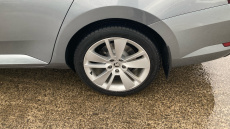 Skoda Superb 1.5 TSI SE L Executive 5dr DSG Petrol Hatchback